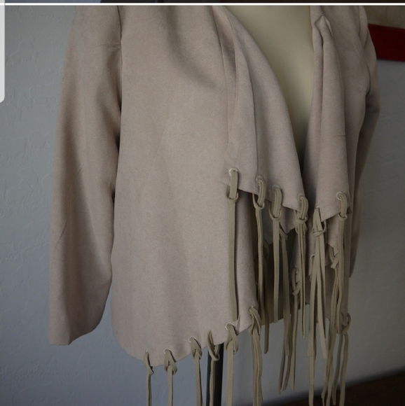 Ladakh cream fringe suede like jacket - Picture 2 of 8